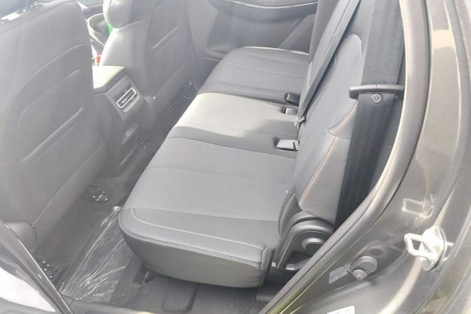 Used CHANGAN CS75 2025 Model PRO 1.5T Enjoyment 7-Seater Left Rear Seat