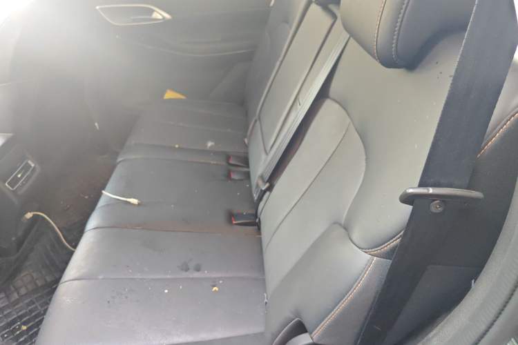 Used CHANGAN CS75 2025 Model PRO 1.5T Enjoyment 7-Seater Left Rear Seat