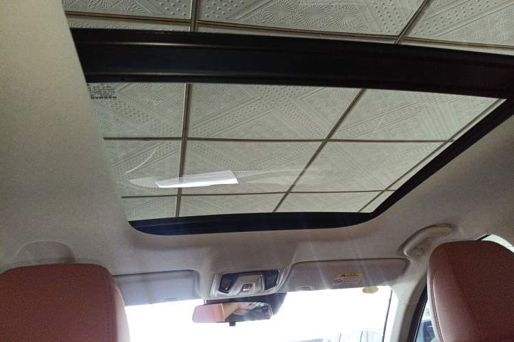 Used CHANGAN CS75 2025 Model PRO 1.5T Enjoyment 7-Seater Headliner