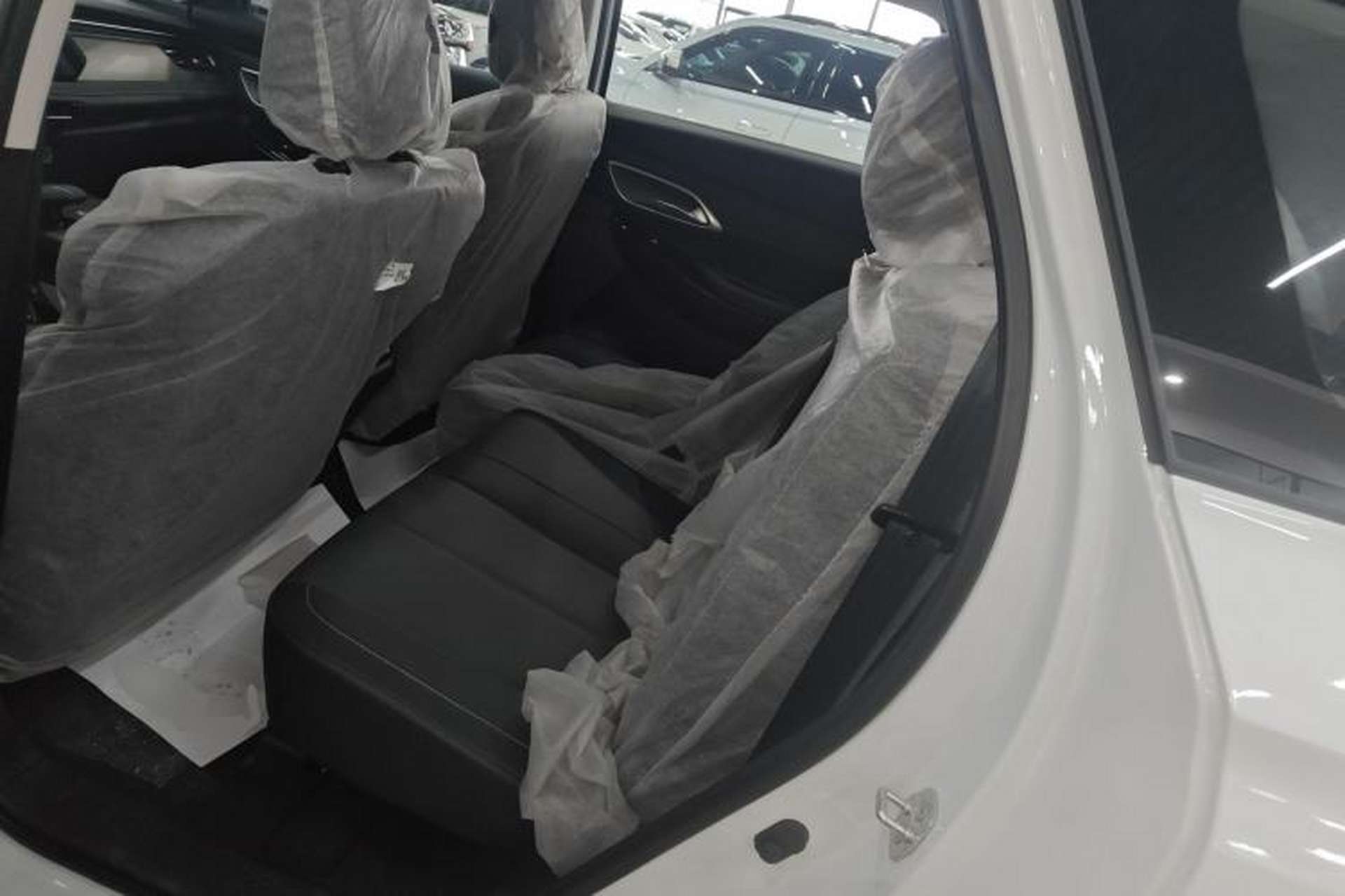 Used CHANGAN CS75 2025 Model PRO 1.5T Enjoyment 7-Seater Left Rear Seat