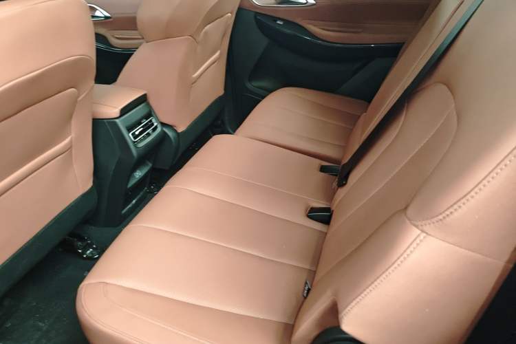 Used CHANGAN CS75 2026 Model PRO 1.5T DCT Prestige 7-Seater Left Rear Seat