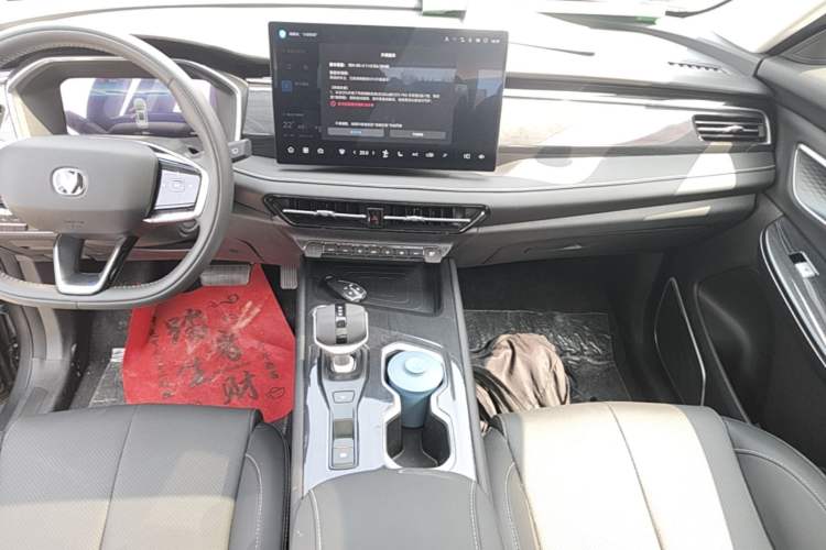 Used CHANGAN CS75 2026 Model PRO 1.5T DCT Prestige 7-Seater Audio And AC Panel