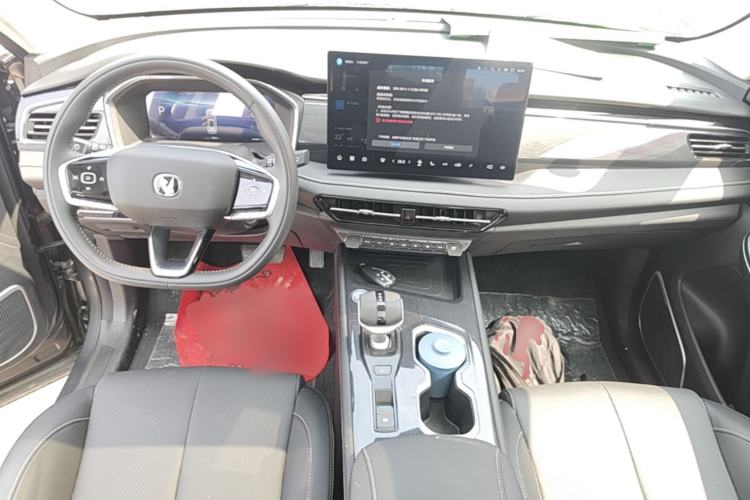 Used CHANGAN CS75 2026 Model PRO 1.5T DCT Prestige 7-Seater Center Console