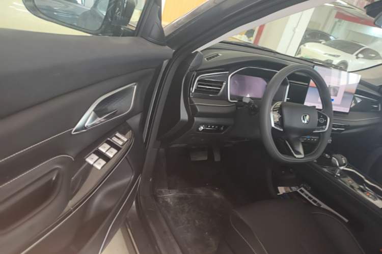 Used CHANGAN CS75 2026 Model PRO 1.5T DCT Prestige 7-Seater Driver Seat