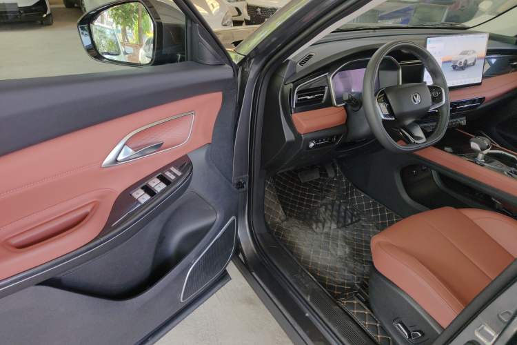 Used CHANGAN CS75 2026 Model PRO 1.5T DCT Prestige 7-Seater Driver Seat