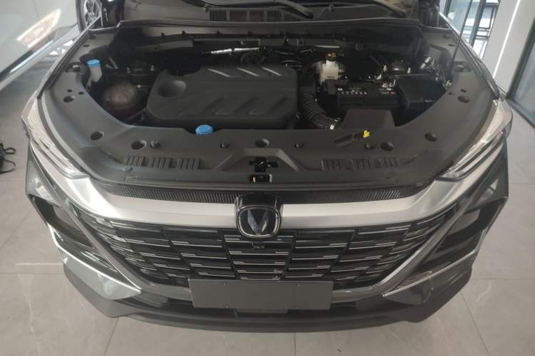 Used CHANGAN CS75 2026 Model PRO 1.5T DCT Prestige 7-Seater Engine Bay