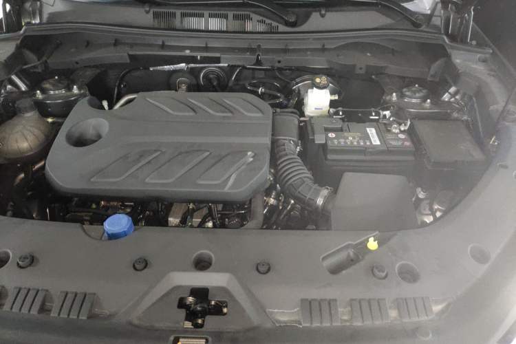 Used CHANGAN CS75 2026 Model PRO 1.5T DCT Prestige 7-Seater Engine Bay