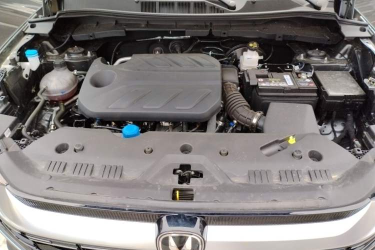 Used CHANGAN CS75 2026 Model PRO 1.5T DCT Comfort 5-Seater Engine Bay