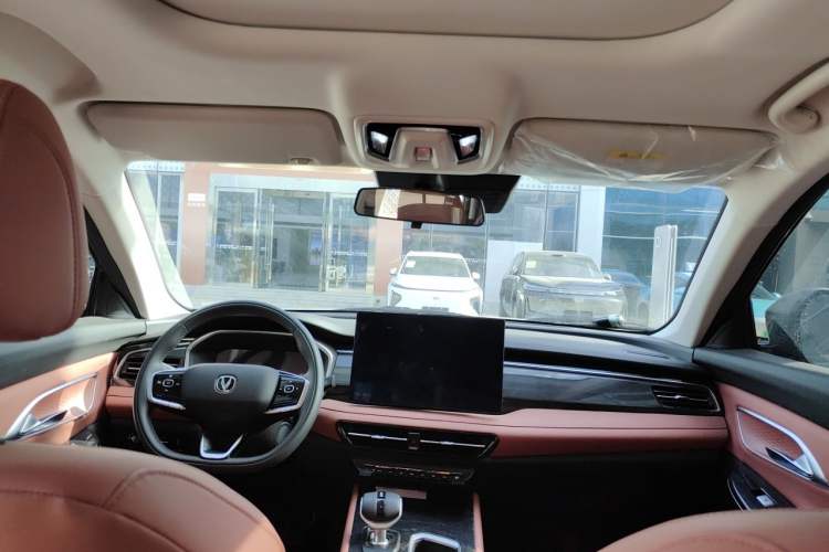 Used CHANGAN CS75 2026 Model PRO 1.5T DCT Prestige 7-Seater Headliner