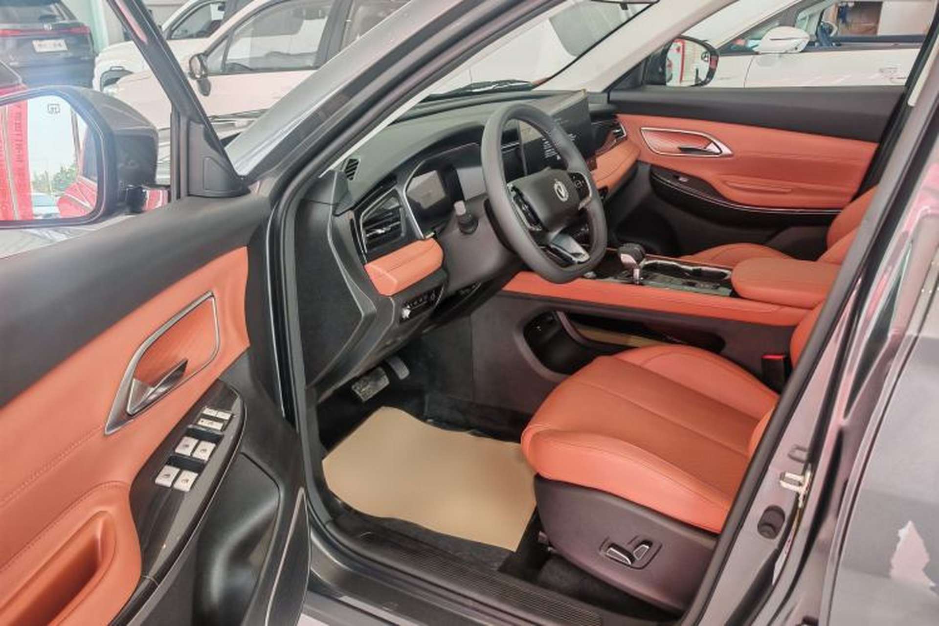 Used CHANGAN CS75 2026 Model PRO 1.5T DCT Prestige 7-Seater Left Front Seat