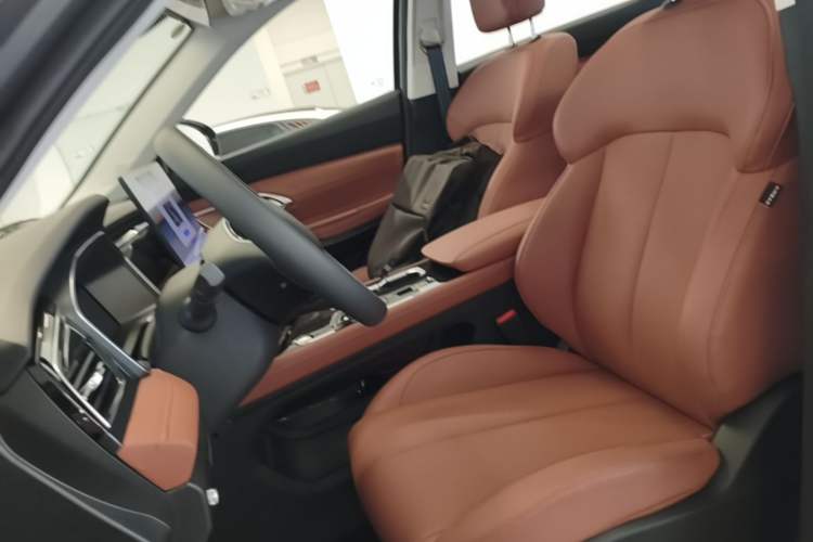 Used CHANGAN CS75 2026 Model PRO 1.5T DCT Prestige 7-Seater Left Front Seat