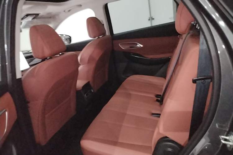 Used CHANGAN CS75 2026 Model PRO 1.5T DCT Prestige 7-Seater Left Rear Seat