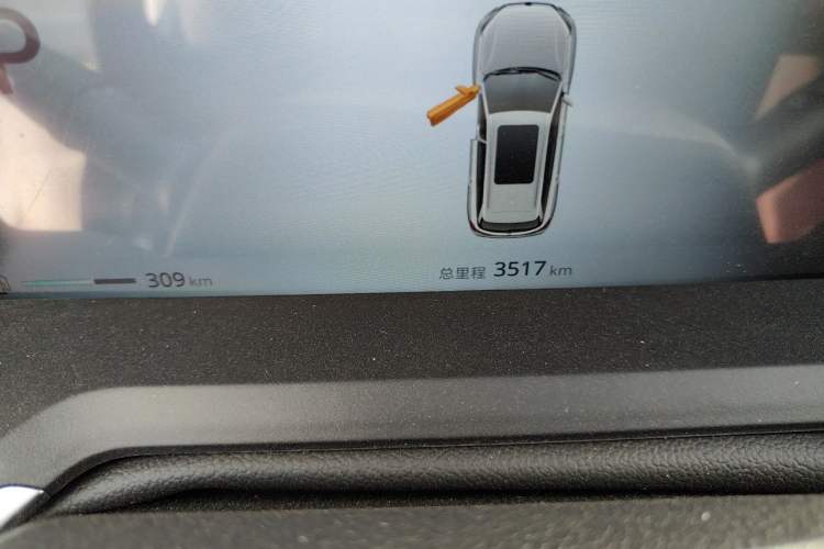 Used CHANGAN CS75 2026 Model PRO 1.5T DCT Prestige 7-Seater Odometer Close Up