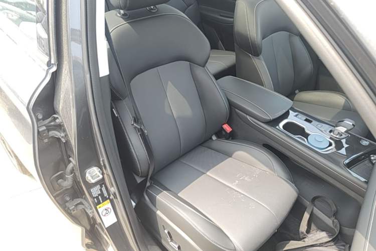 Used CHANGAN CS75 2026 Model PRO 1.5T DCT Prestige 7-Seater Right Front Seat