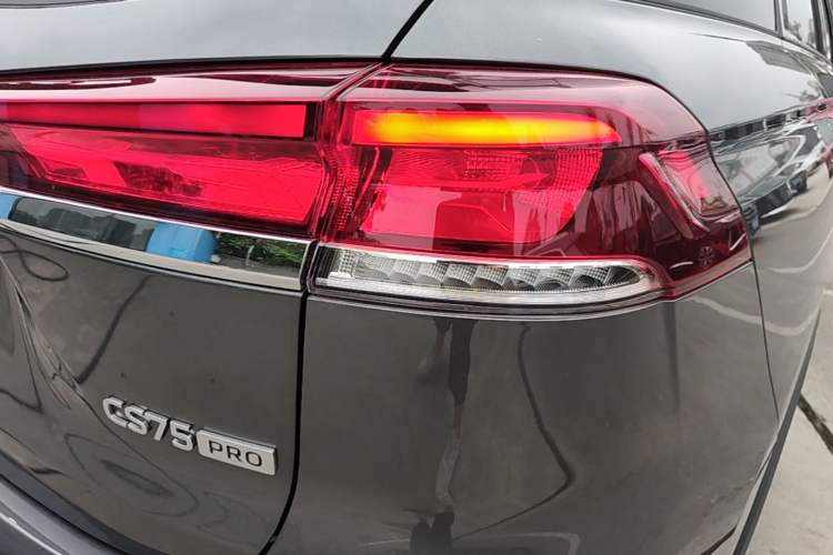Used CHANGAN CS75 2026 Model PRO 1.5T DCT Fun 5-Seater Right Rear Taillight