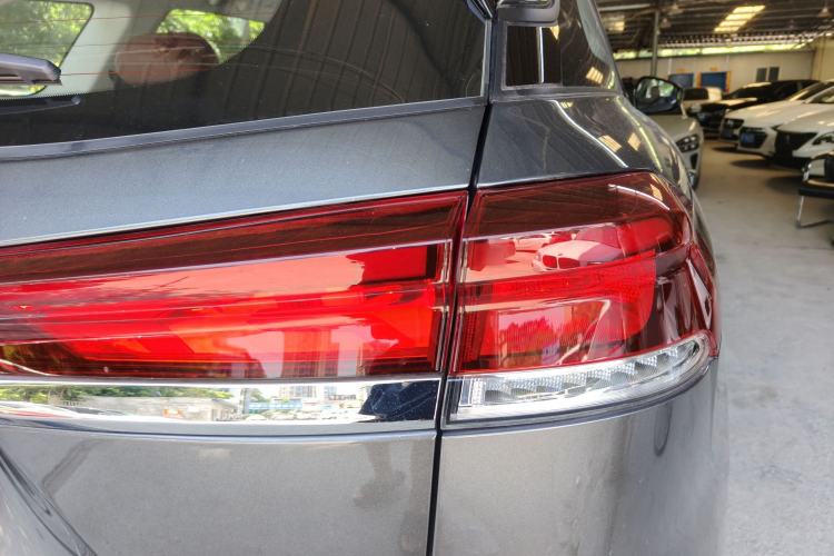 Used CHANGAN CS75 2026 Model PRO 1.5T DCT Prestige 7-Seater Right Rear Taillight