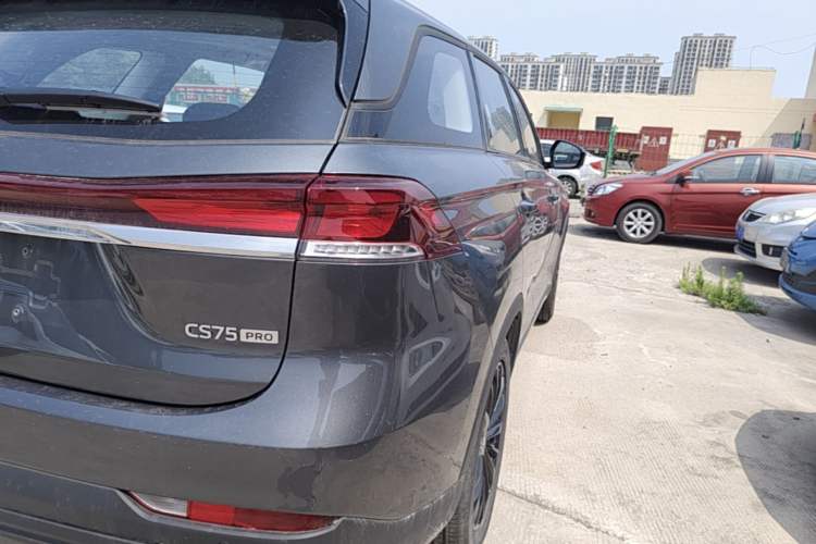 Used CHANGAN CS75 2026 Model PRO 1.5T DCT Prestige 7-Seater Right Rear Taillight