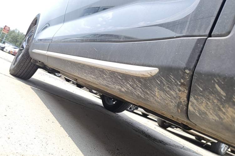 Used CHANGAN CS75 2026 Model PRO 1.5T DCT Prestige 7-Seater Right Side Sill