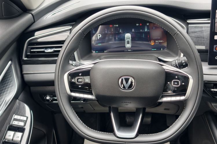 Used CHANGAN CS75 2026 Model PRO 1.5T DCT Fun 5-Seater Steering Wheel