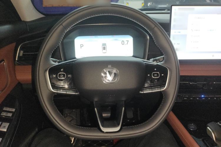 Used CHANGAN CS75 2026 Model PRO 1.5T DCT Prestige 7-Seater Steering Wheel