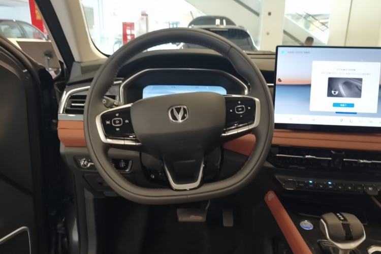 Used CHANGAN CS75 2026 Model PRO 1.5T DCT Prestige 7-Seater Steering Wheel