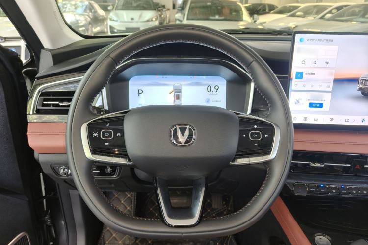 Used CHANGAN CS75 2026 Model PRO 1.5T DCT Prestige 7-Seater Steering Wheel