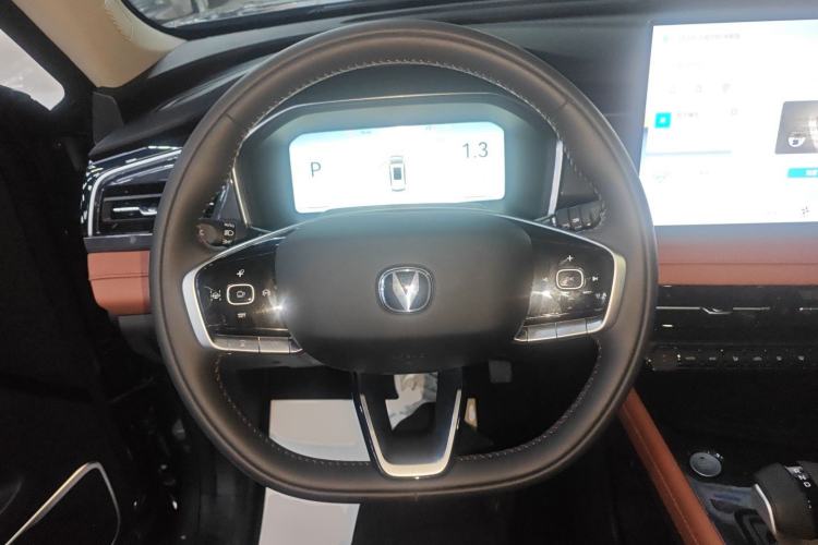 Used CHANGAN CS75 2026 Model PRO 1.5T DCT Prestige 7-Seater Steering Wheel