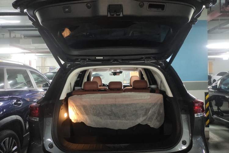 Used CHANGAN CS75 2026 Model PRO 1.5T DCT Prestige 7-Seater Trunk