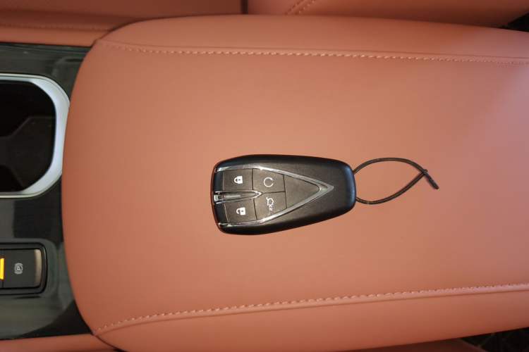 Used CHANGAN CS75 2026 Model PRO 1.5T DCT Prestige 7-Seater Vehicle Key