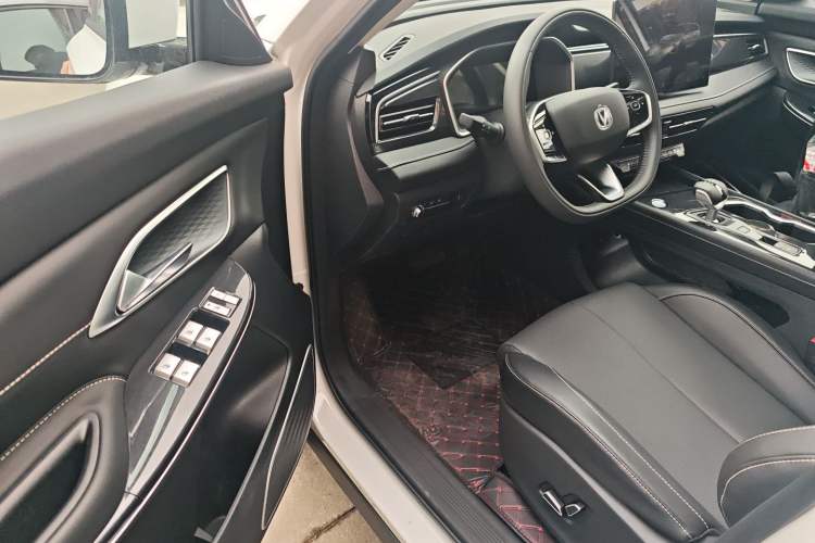 Used CHANGAN CS75 2026 Model PRO 1.5T DCT Comfort 5-Seater Driver Seat