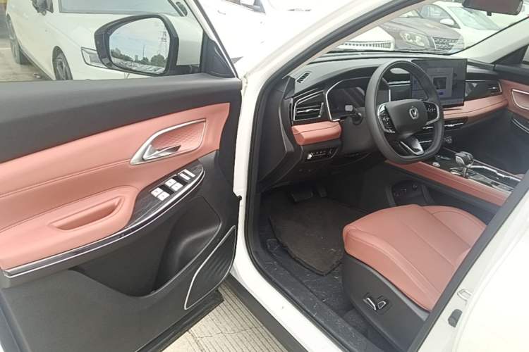 Used CHANGAN CS75 2026 Model PRO 1.5T DCT Prestige 7-Seater Driver Seat