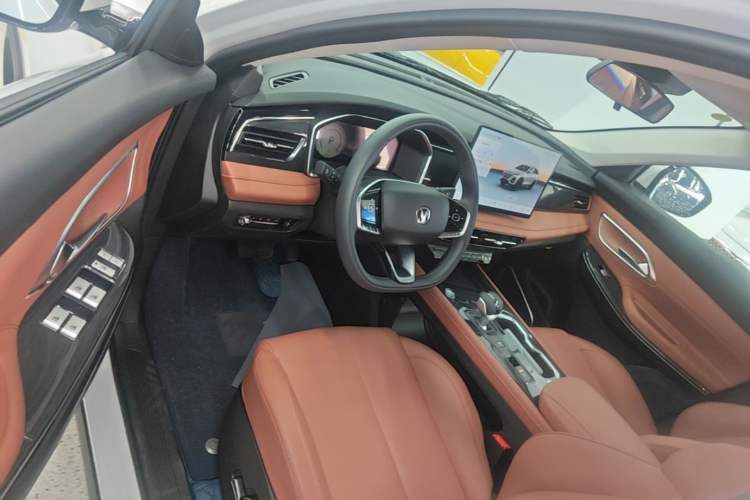 Used CHANGAN CS75 2026 Model PRO 1.5T DCT Prestige 7-Seater Driver Seat