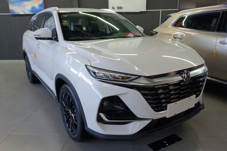 Used CHANGAN CS75 2026 Model PRO 1.5T DCT Prestige 7-Seater Exterior 1