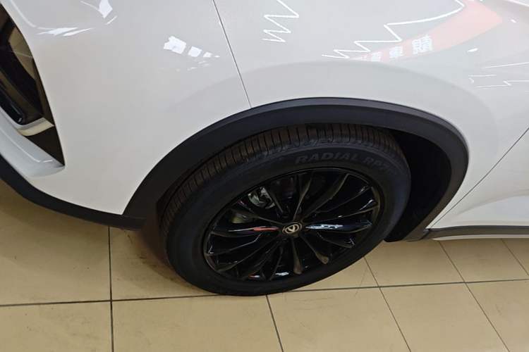 Used CHANGAN CS75 2026 Model PRO 1.5T DCT Prestige 7-Seater Exterior 4