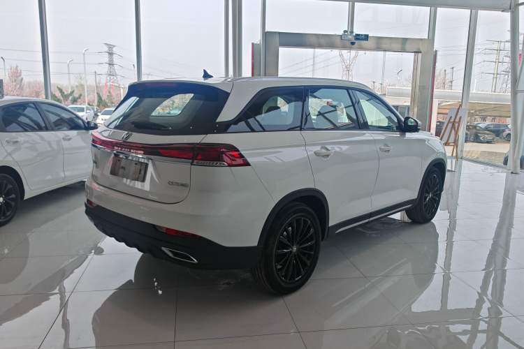 Used CHANGAN CS75 2026 Model PRO 1.5T DCT Prestige 7-Seater Exterior 5