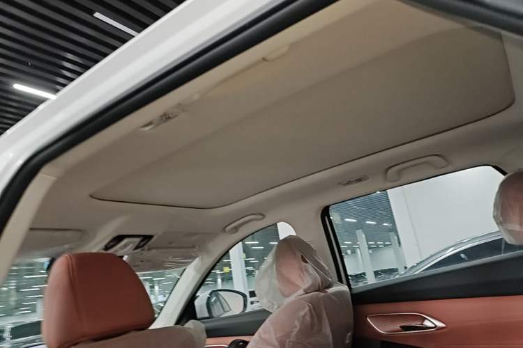 Used CHANGAN CS75 2026 Model PRO 1.5T DCT Prestige 7-Seater Headliner