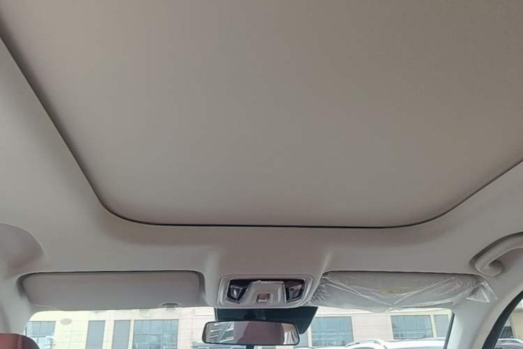 Used CHANGAN CS75 2026 Model PRO 1.5T DCT Prestige 7-Seater Headliner
