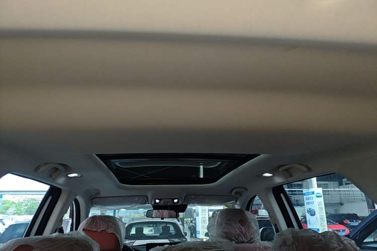 Used CHANGAN CS75 2026 Model PRO 1.5T DCT Prestige 7-Seater Headliner