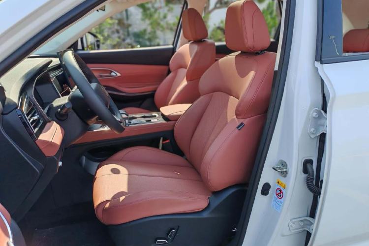 Used CHANGAN CS75 2026 Model PRO 1.5T DCT Prestige 7-Seater Interior 3
