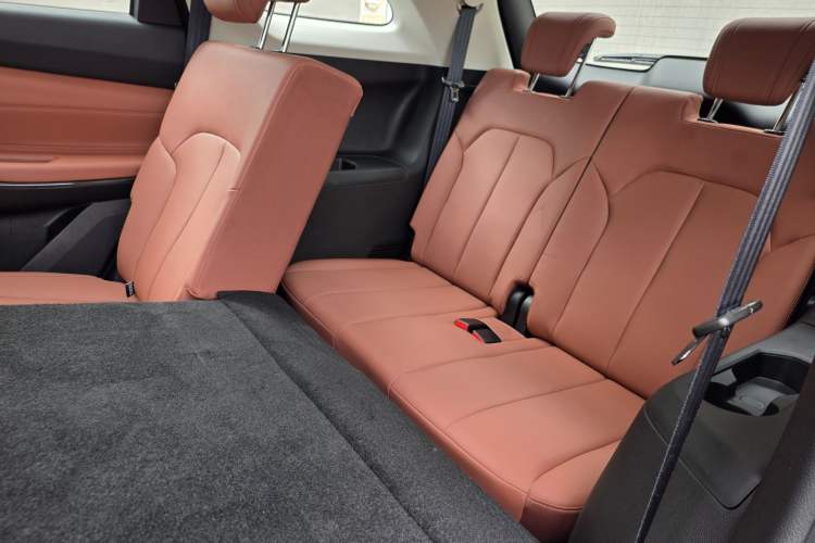 Used CHANGAN CS75 2026 Model PRO 1.5T DCT Prestige 7-Seater Interior 5
