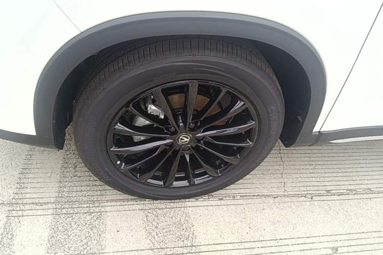 Used CHANGAN CS75 2026 Model PRO 1.5T DCT Prestige 7-Seater Left Front Wheel Hub