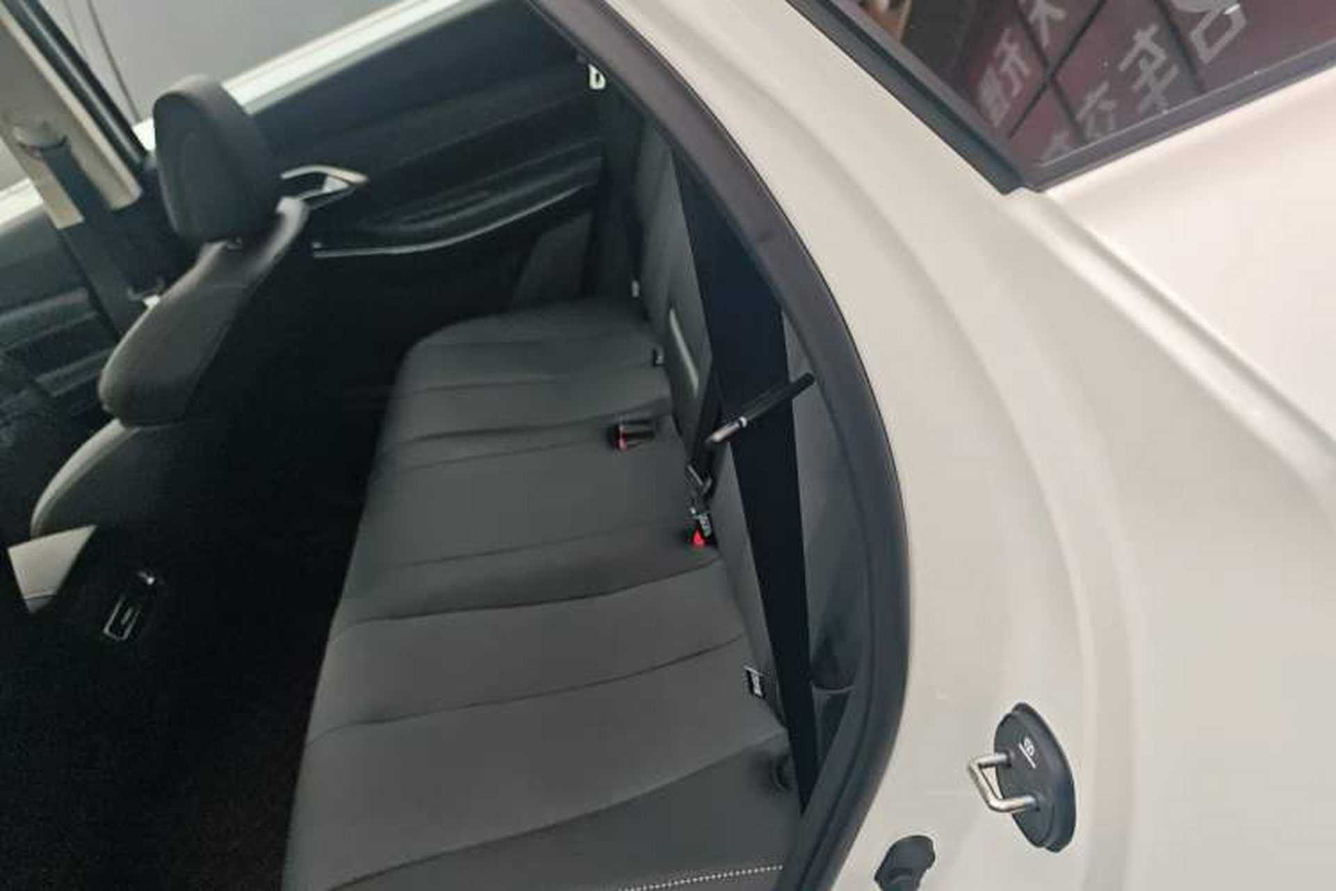 Used CHANGAN CS75 2026 Model PRO 1.5T DCT Comfort 5-Seater Left Rear Seat