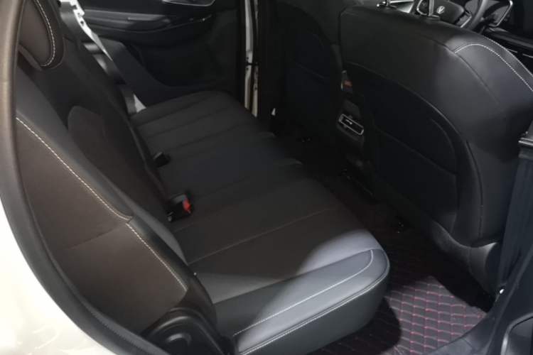 Used CHANGAN CS75 2026 Model PRO 1.5T DCT Prestige 7-Seater Left Rear Seat