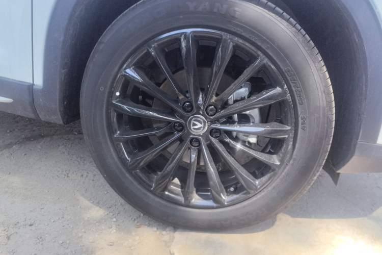 Used CHANGAN CS75 2026 Model PRO 1.5T DCT Prestige 7-Seater Right Front Wheel Hub