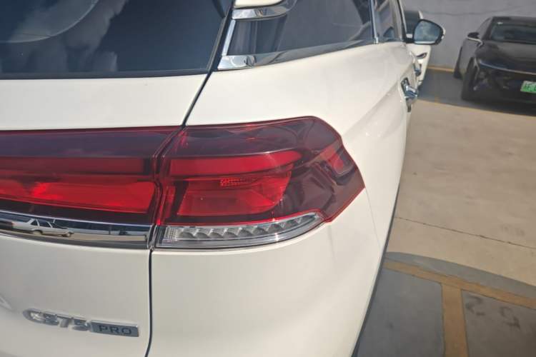 Used CHANGAN CS75 2026 Model PRO 1.5T DCT Comfort 7-Seater Right Rear Taillight