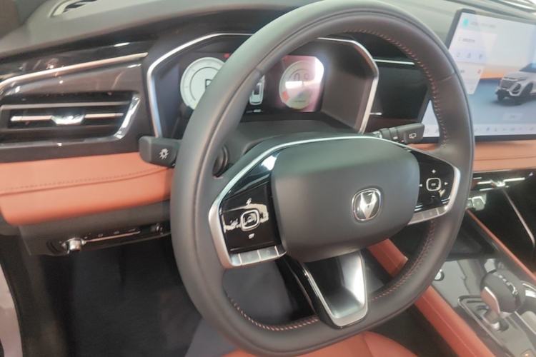 Used CHANGAN CS75 2026 Model PRO 1.5T DCT Prestige 7-Seater Steering Wheel