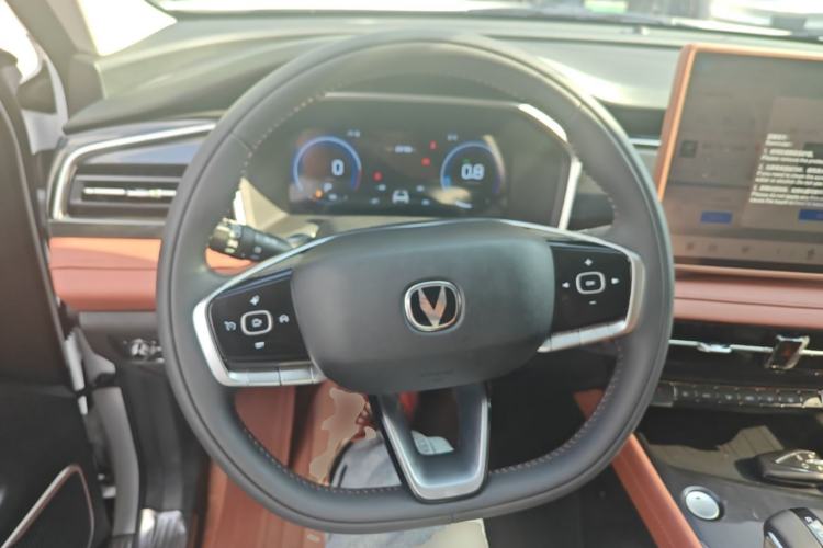 Used CHANGAN CS75 2026 Model PRO 1.5T DCT Comfort 7-Seater Steering Wheel