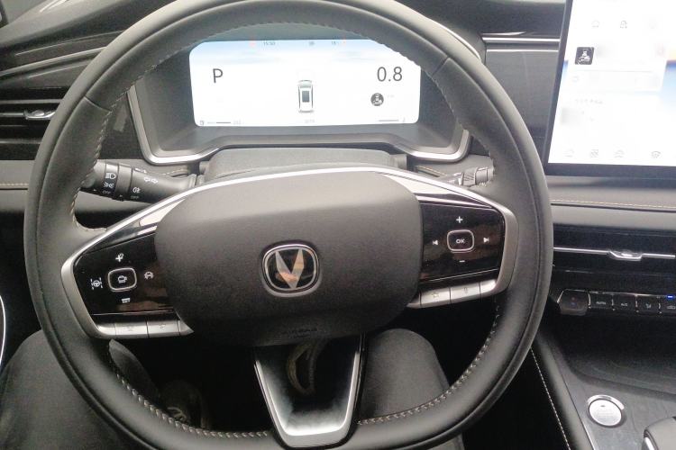 Used CHANGAN CS75 2026 Model PRO 1.5T DCT Prestige 7-Seater Steering Wheel