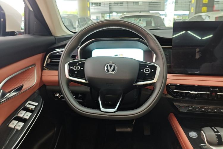 Used CHANGAN CS75 2026 Model PRO 1.5T DCT Prestige 7-Seater Steering Wheel