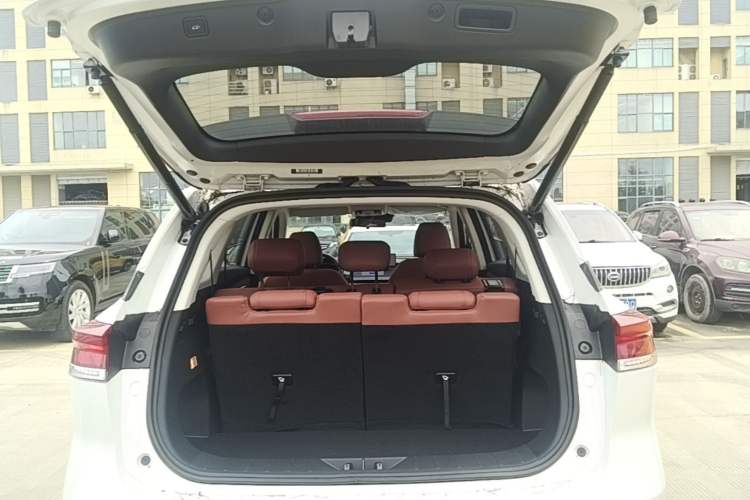 Used CHANGAN CS75 2026 Model PRO 1.5T DCT Prestige 7-Seater Trunk